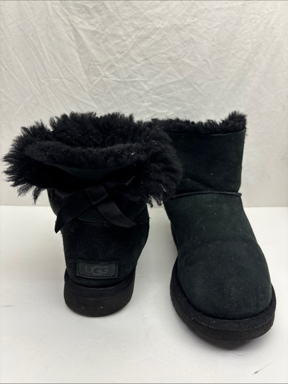 Ugg Bailey bow boots, size 9, box 44